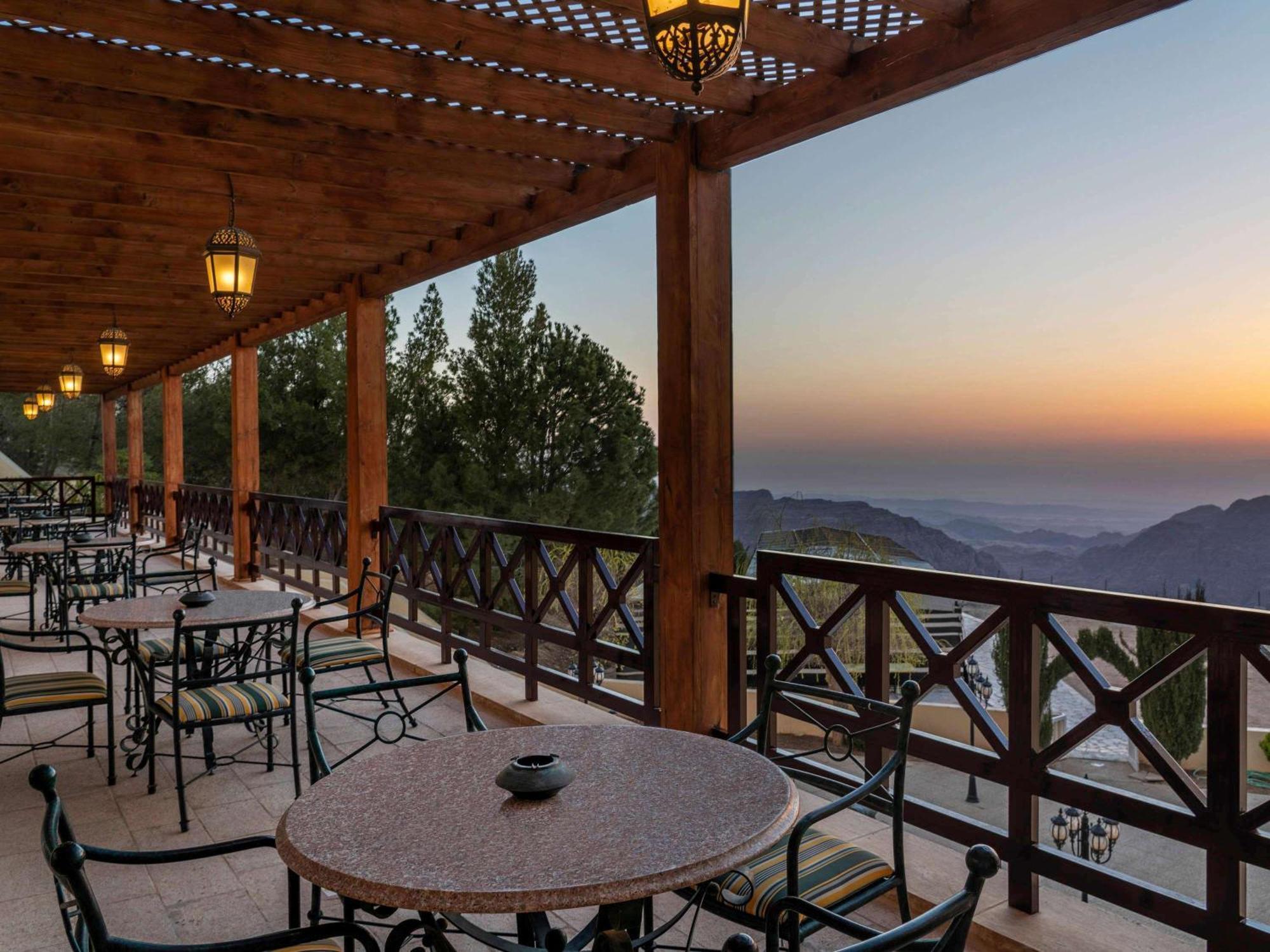 Grand Mercure Petra Wadi Musa Exterior foto